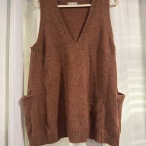 BE COOL Brown V-Neck Long Sweater Vest